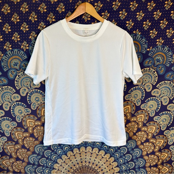 🦋5/20$🦋 CALIA by Carrie Underwood ribbed athletic top - Picture 2 of 9